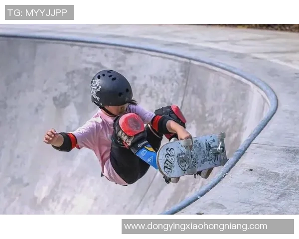 成都滑板队创历史新高速度排名引领全国滑板运动新潮流